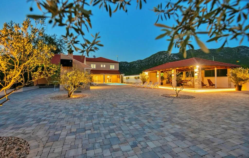 Villa Žarka pool at night