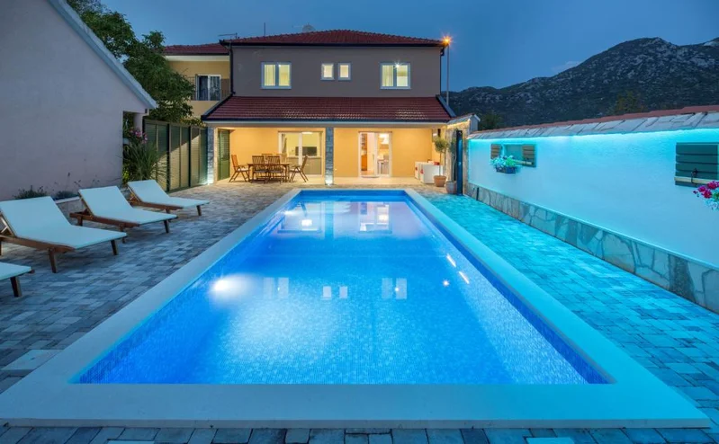 Villa Žarka pool terrace
